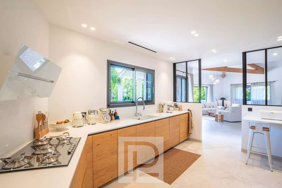 Maison à MOUGINS
