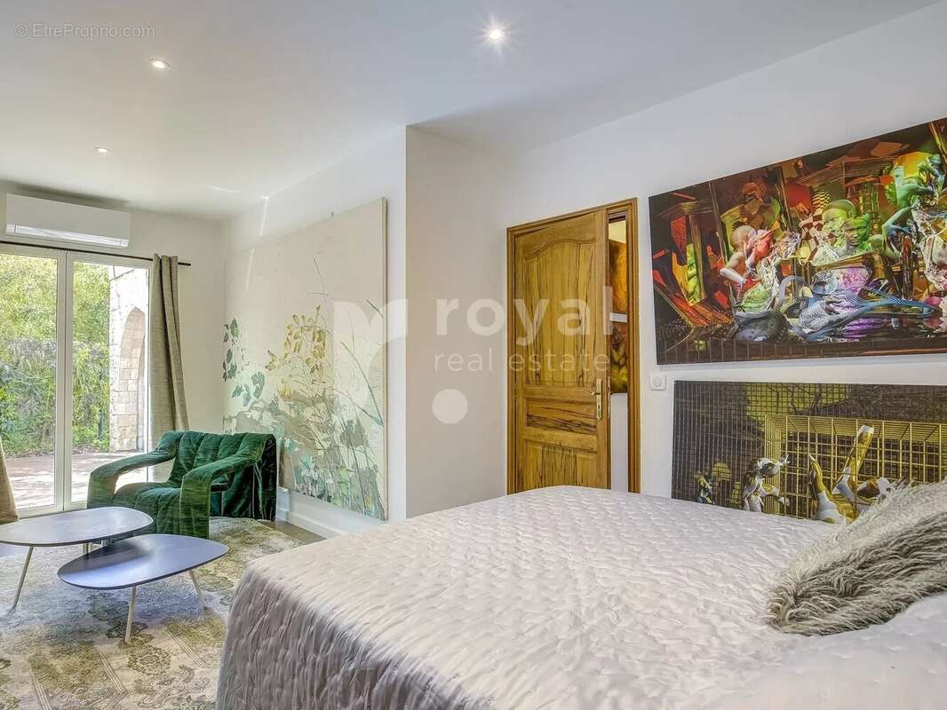Maison à MOUGINS