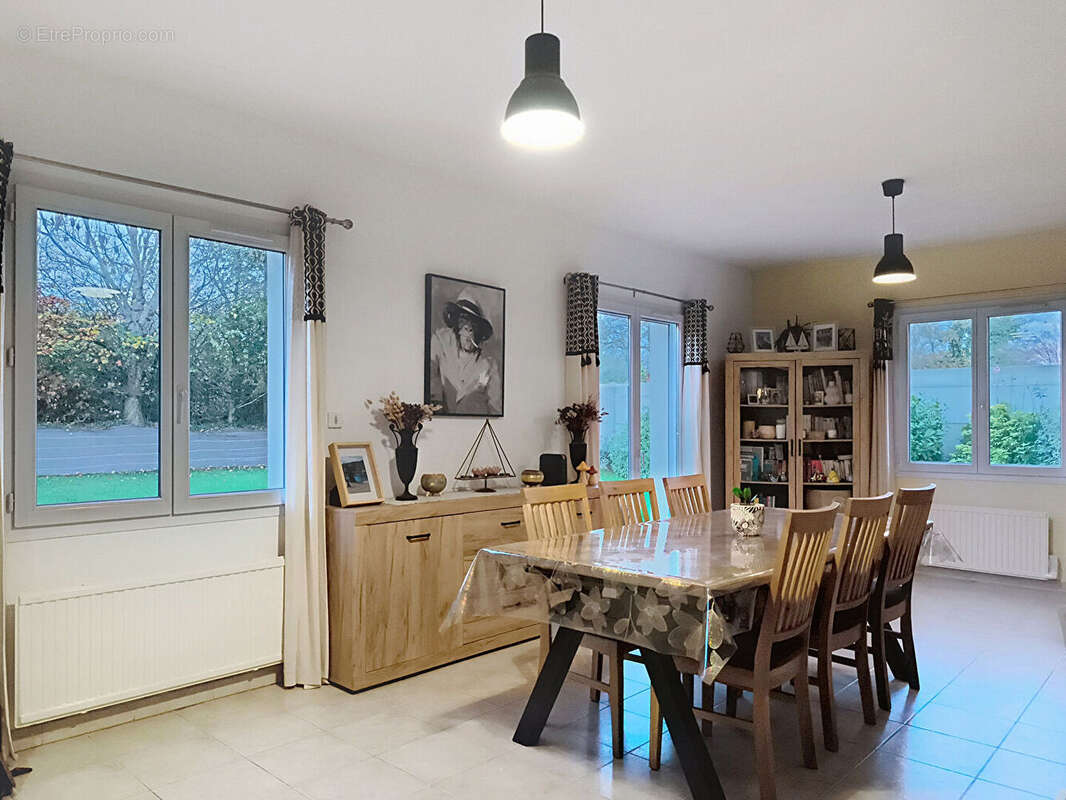 Maison à SAINT-CHRISTOPHE-DU-FOC