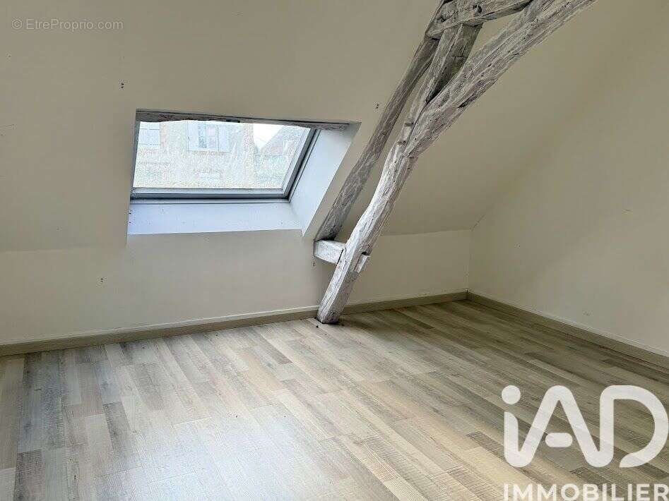 Maison 62 m² à Saulzais-Le-Potier  - photo 7