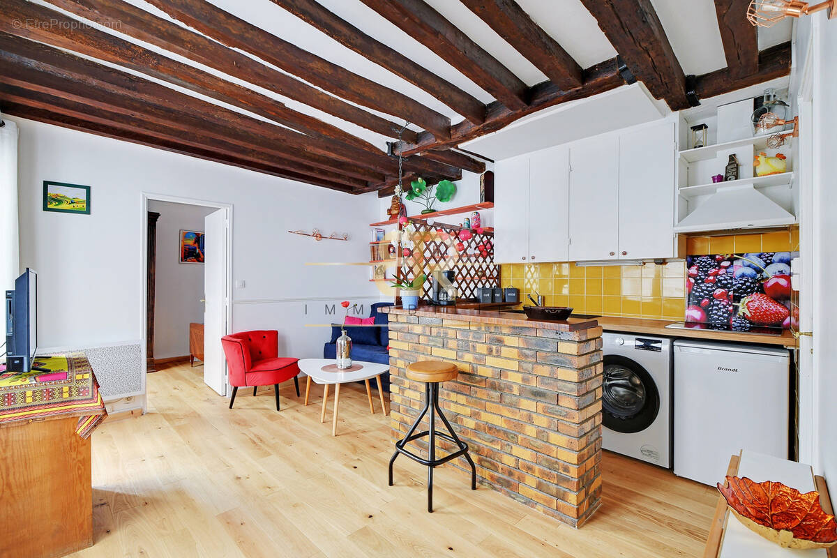 Appartement à PARIS-4E