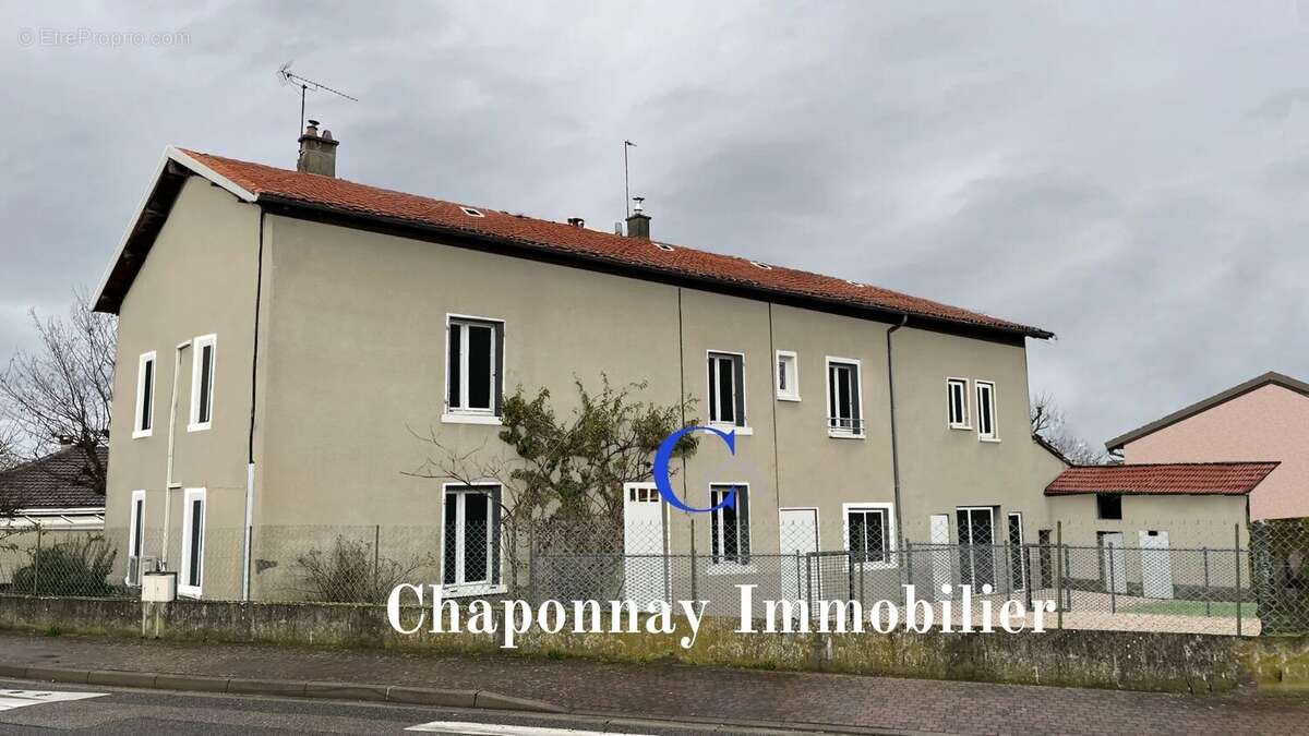 Appartement à CHAPONNAY