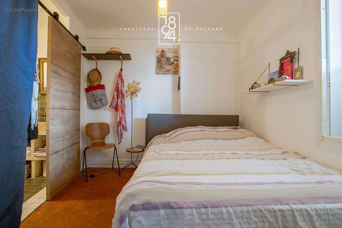 Appartement T2/3 à vendre Marseille 6ème (13006) I 50 m2 I Vue Notre Dame I Cours Pierre Puget - photo 12