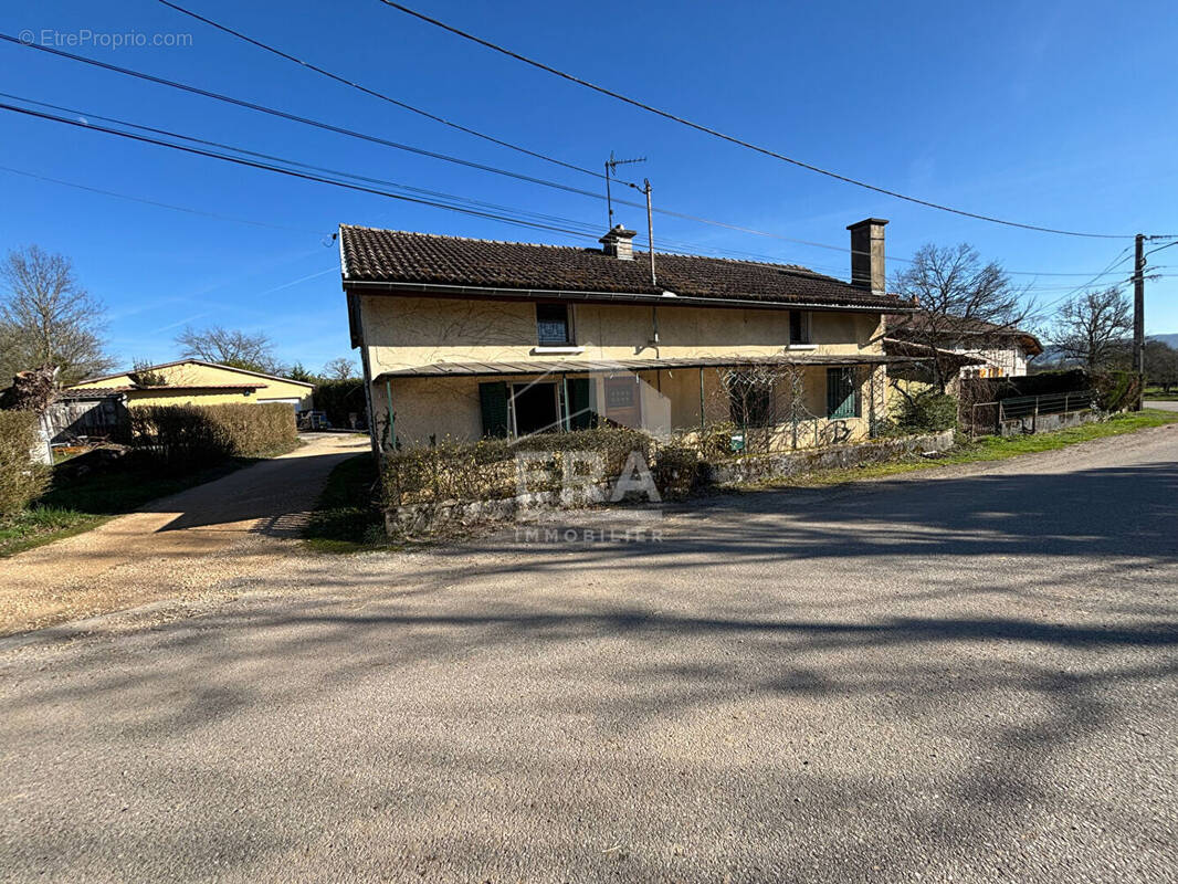 Maison à TREFFORT-CUISIAT