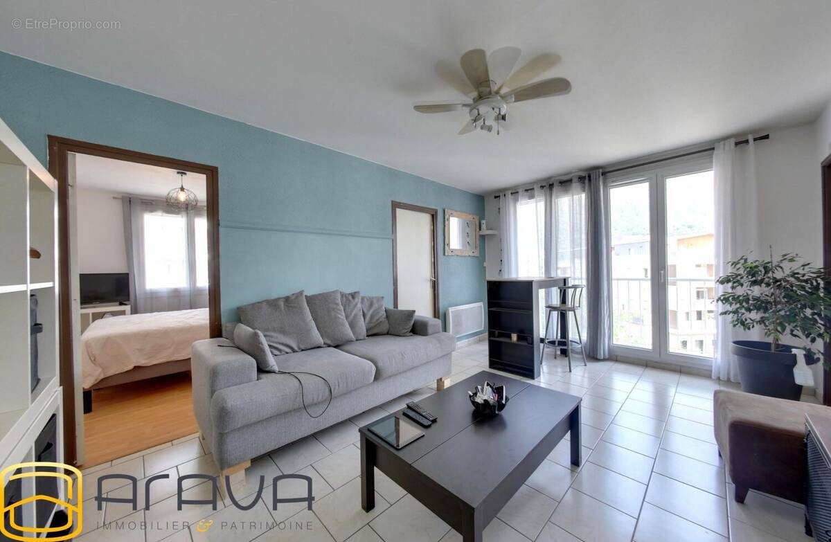 Appartement à SAINT-EGREVE