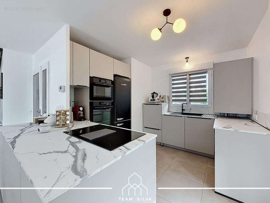 Maison 90 m² à Ternay  - photo 9