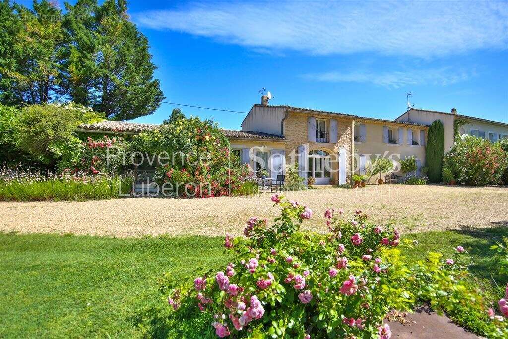 Authentique mas provençal de caractère – Sud Luberon - photo 2