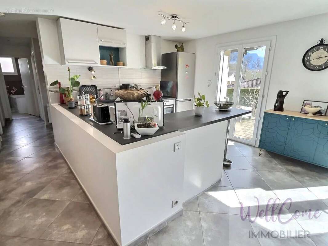 Appartement à GRESY-SUR-AIX