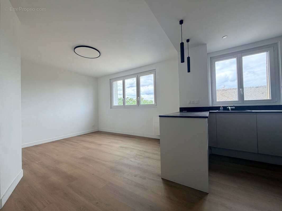 Appartement à LE BOURGET