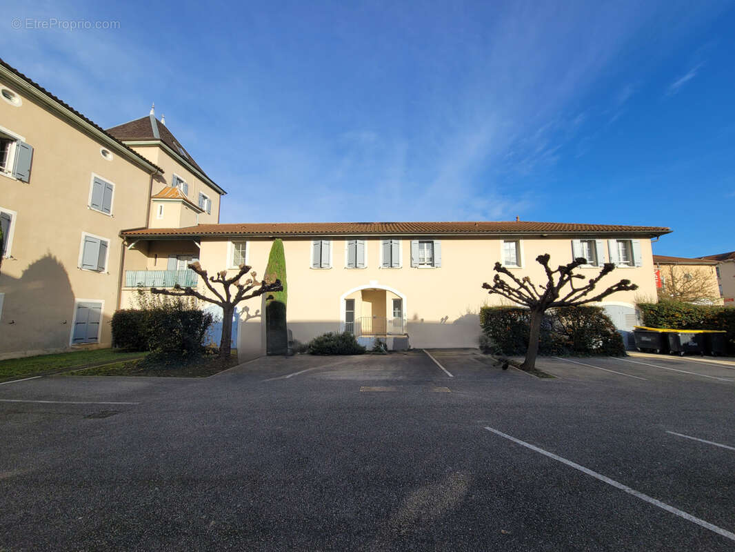 Appartement à JASSANS-RIOTTIER