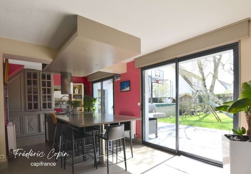 Maison à MONTREUIL