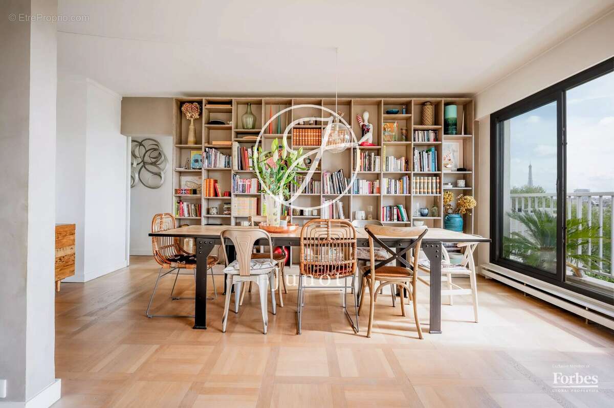 Paris 16e - AUTEUIL - Appartement - 5 pièces - 121,71m² Carrez - 3 chambres - balcon 6.25m² - photo 8