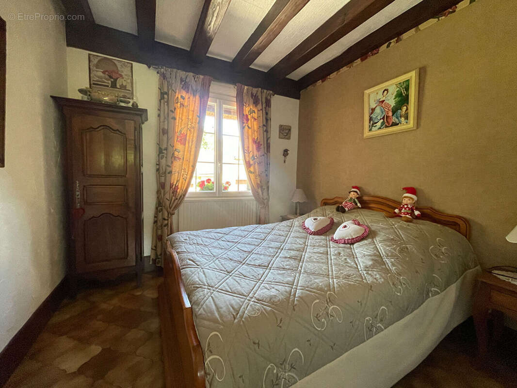 Maison à LE GUE-DE-LONGROI