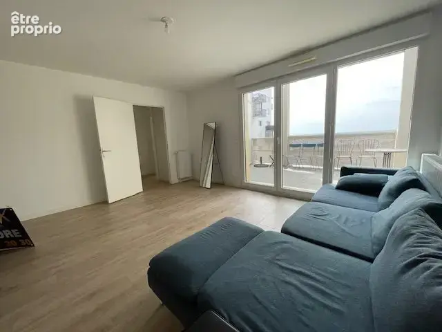 Appartement 64 m² à Saint-Jacques-De-La-Lande  - photo 3