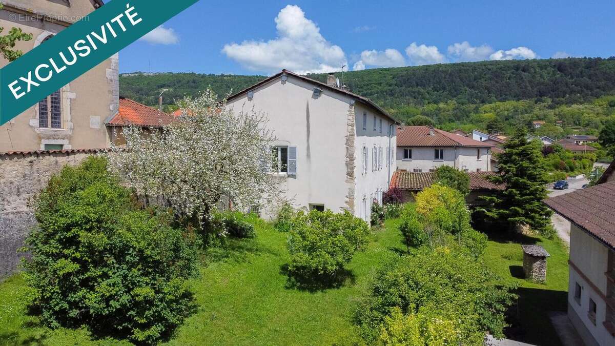 Maison 231 m² à Ceyzeriat  - photo 3