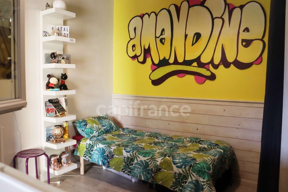 Maison de 116 m² - 4 chambres - proche services à pieds - garage -piscine - photo 17