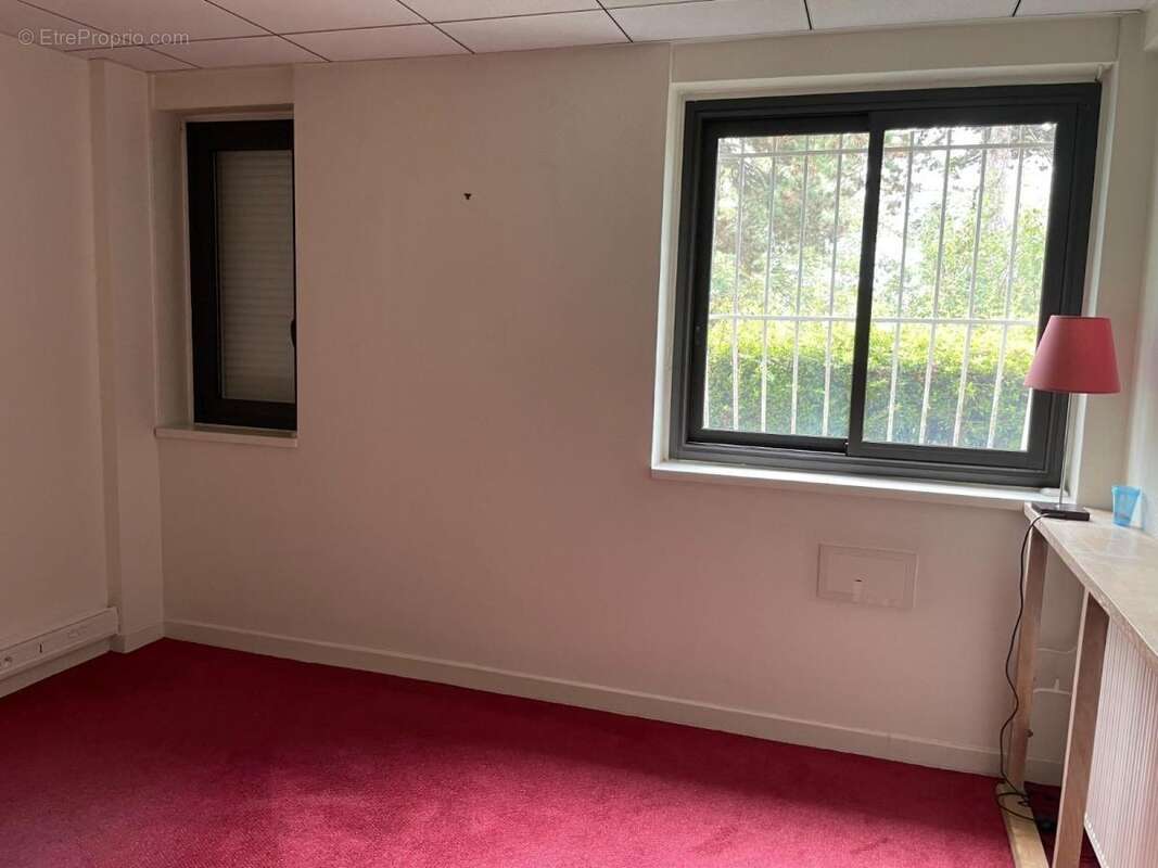 Commerce 153 m² à Valence  - photo 8