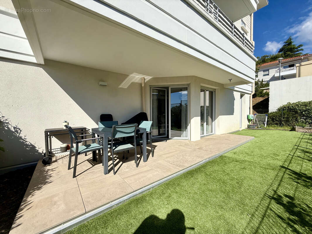 Appartement à ROQUEBRUNE-CAP-MARTIN
