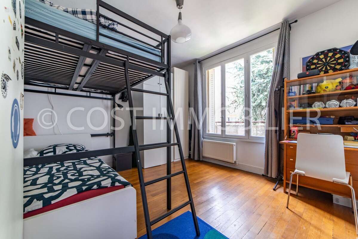 Appartement à ASNIERES-SUR-SEINE