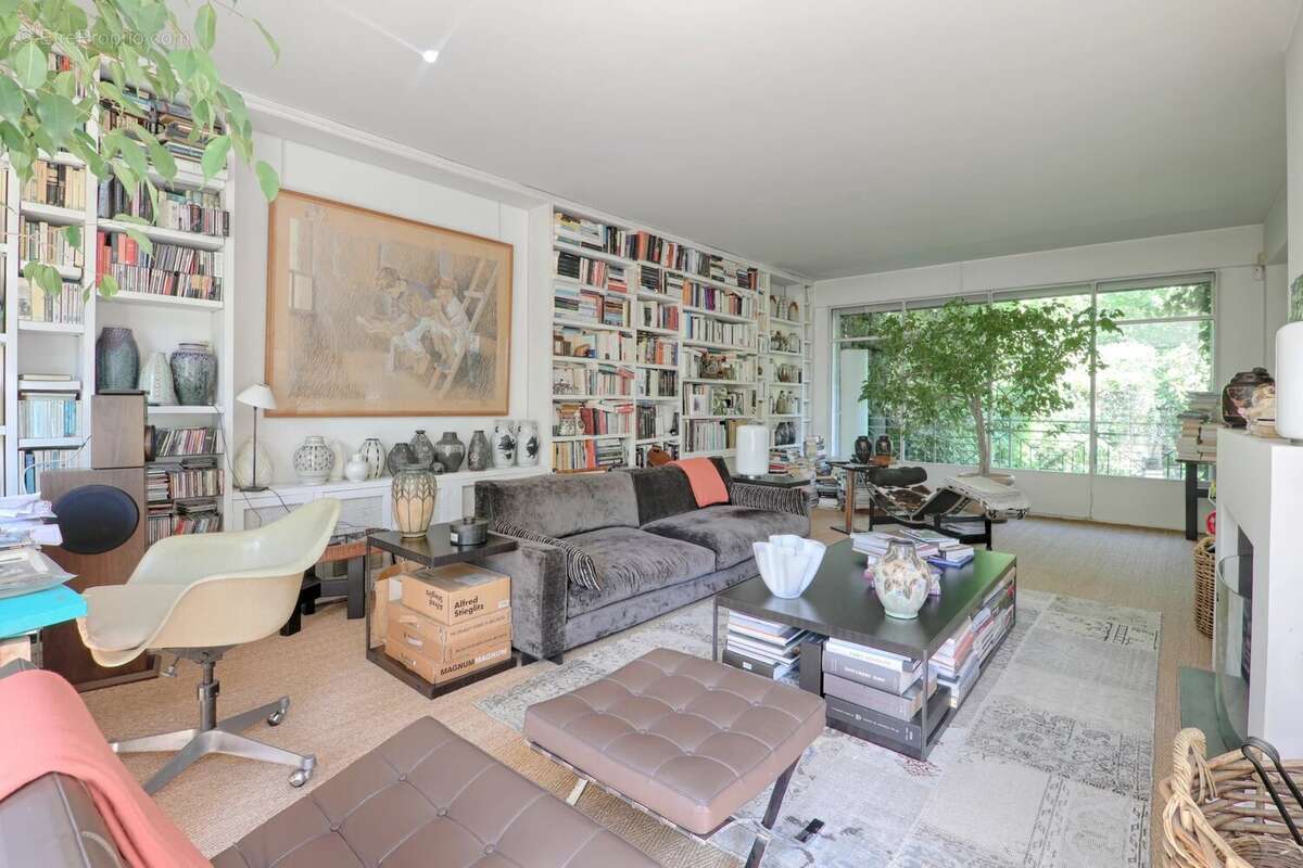 Maison à SAINT-MAUR-DES-FOSSES