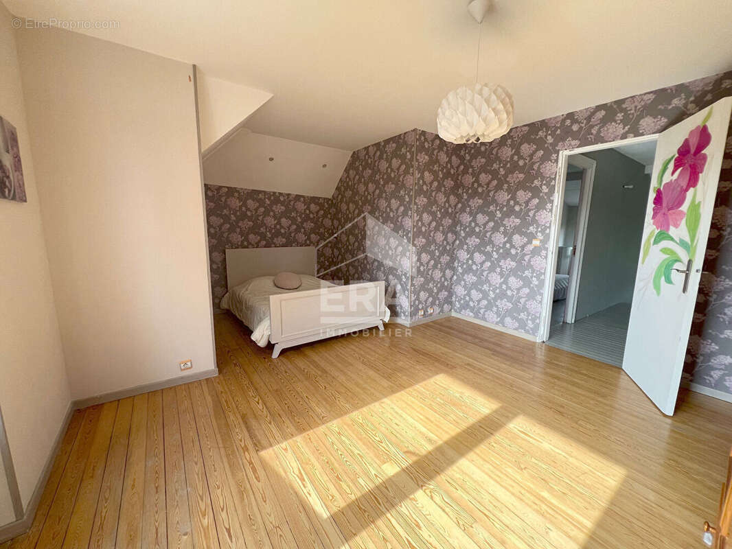 Maison à FRETIGNEY-ET-VELLOREILLE