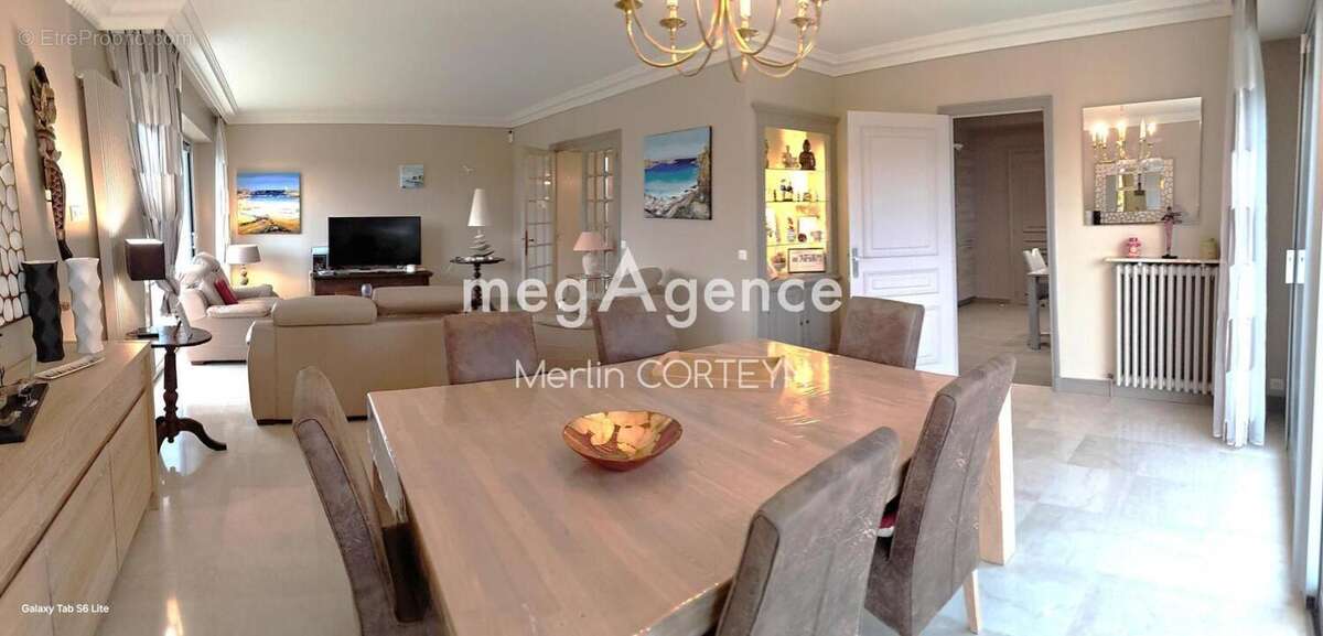 Maison à LE VIVIER-SUR-MER