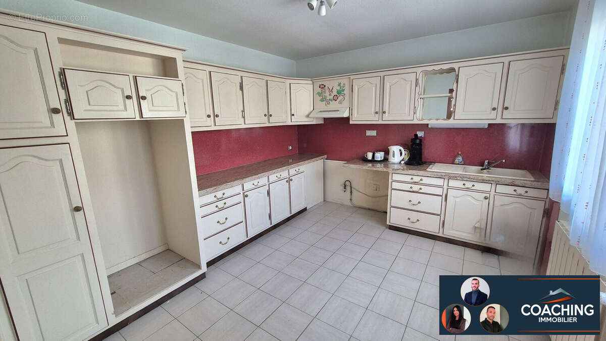 Maison 165 m² à Frignicourt  - photo 8