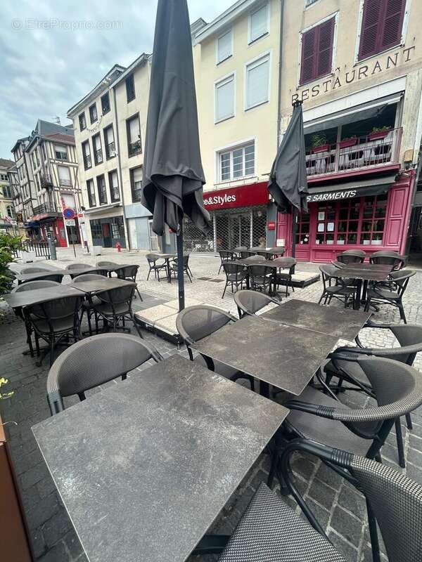 300 m² à Chalons-En-Champagne  - photo 3