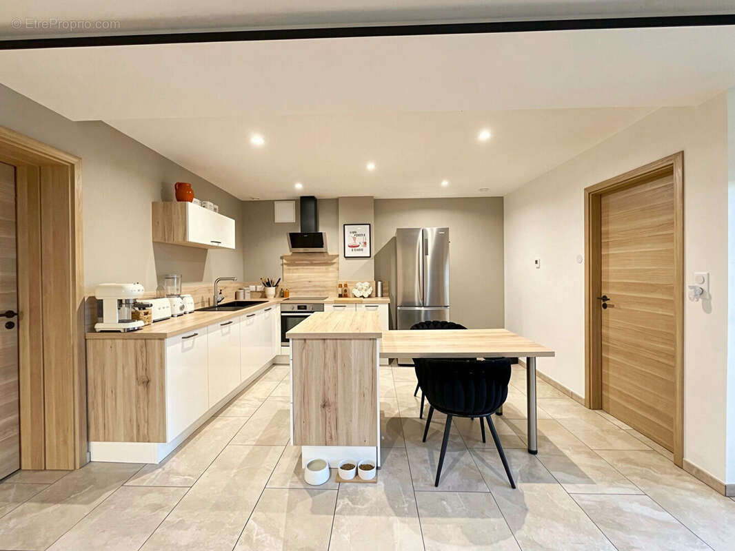 Appartement à AMNEVILLE