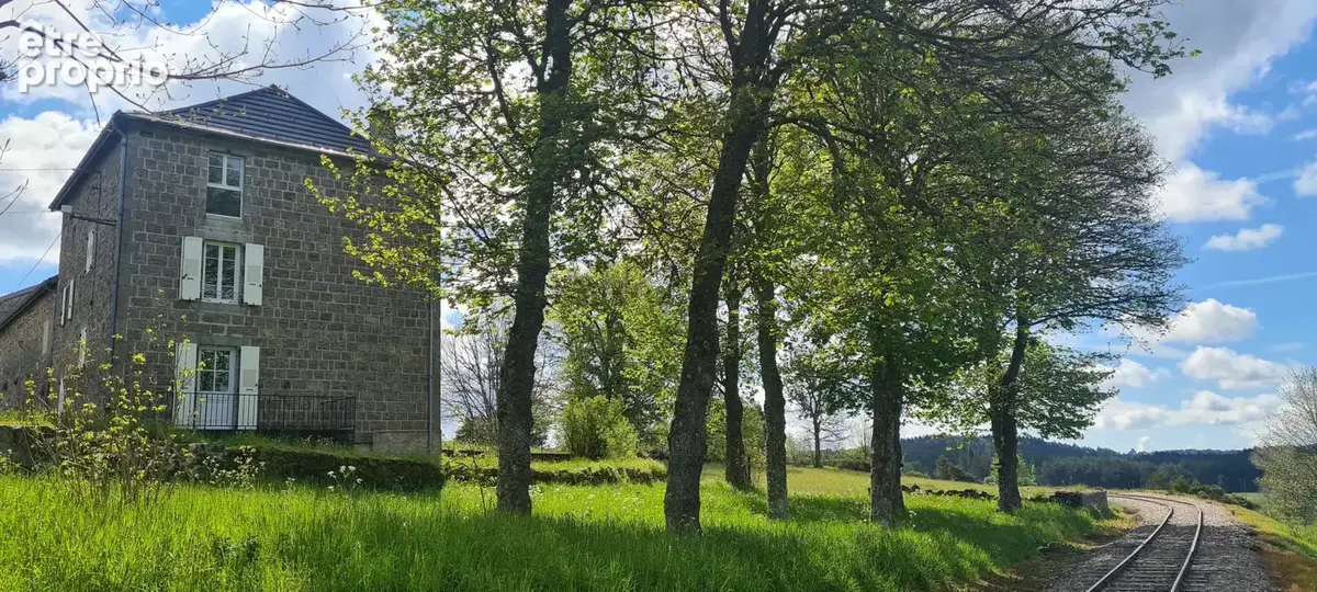 Maison en pierres de hameau avec terrain - photo 4
