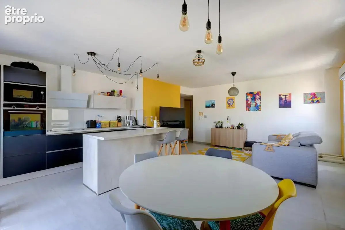 Appartement T4 de 90 m² à Villeurbanne - photo 6
