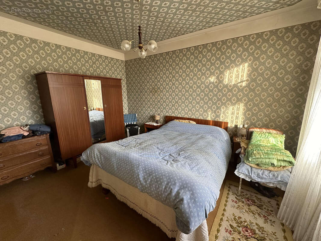 Maison à LES ANCIZES-COMPS