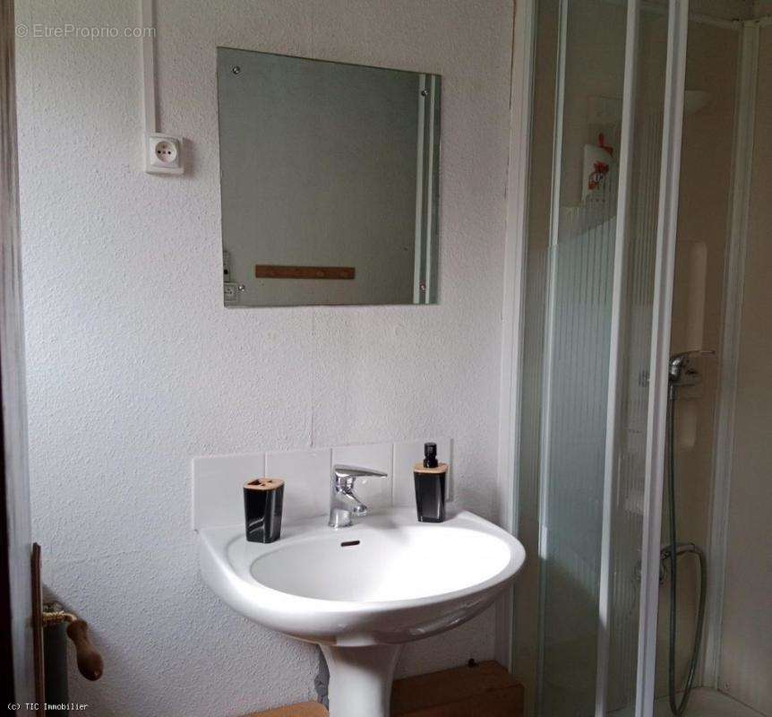 Maison à NANTEUIL-EN-VALLEE