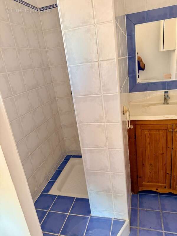 La CADIERE-D'AZUR  Élégante villa de plain-pied dans un environnement d'exception - photo 17