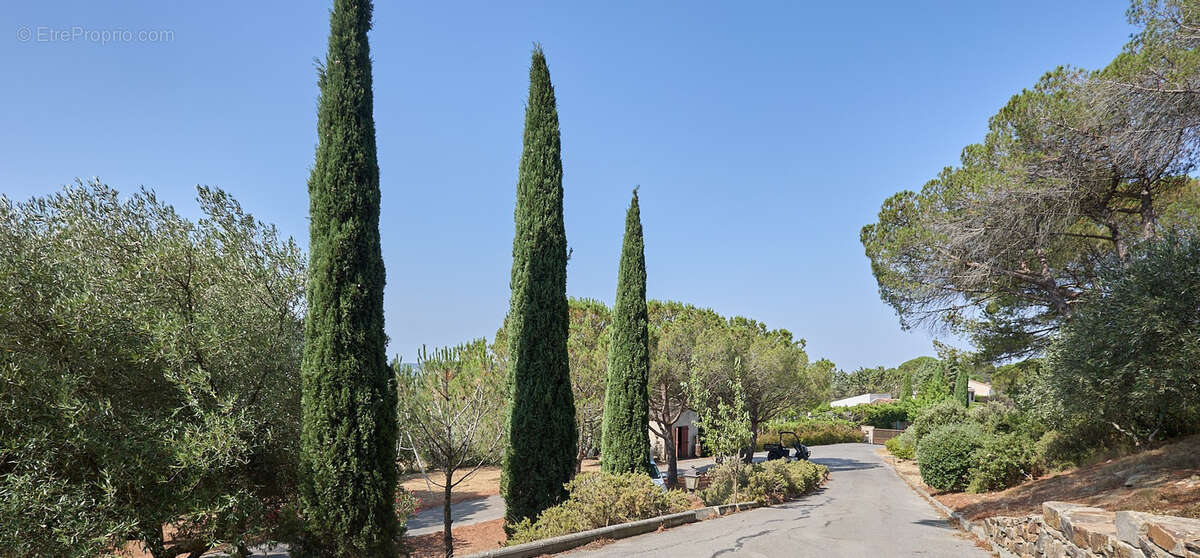 Maison à VILLEDUBERT