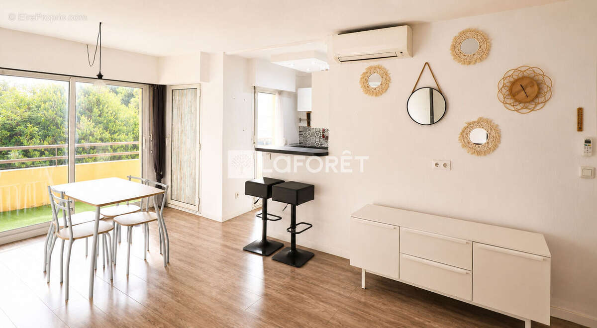 Appartement à LE CANNET