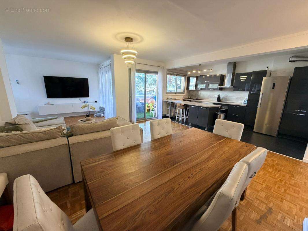 Appartement à MARSEILLE-9E