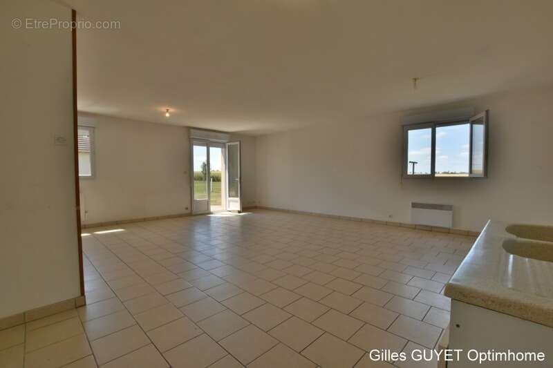 BERNAY,MAISON INDIVIDUELLE T6  121M2  4 chambres. Terrain de 1200M² env. 215500€ (27) - photo 9