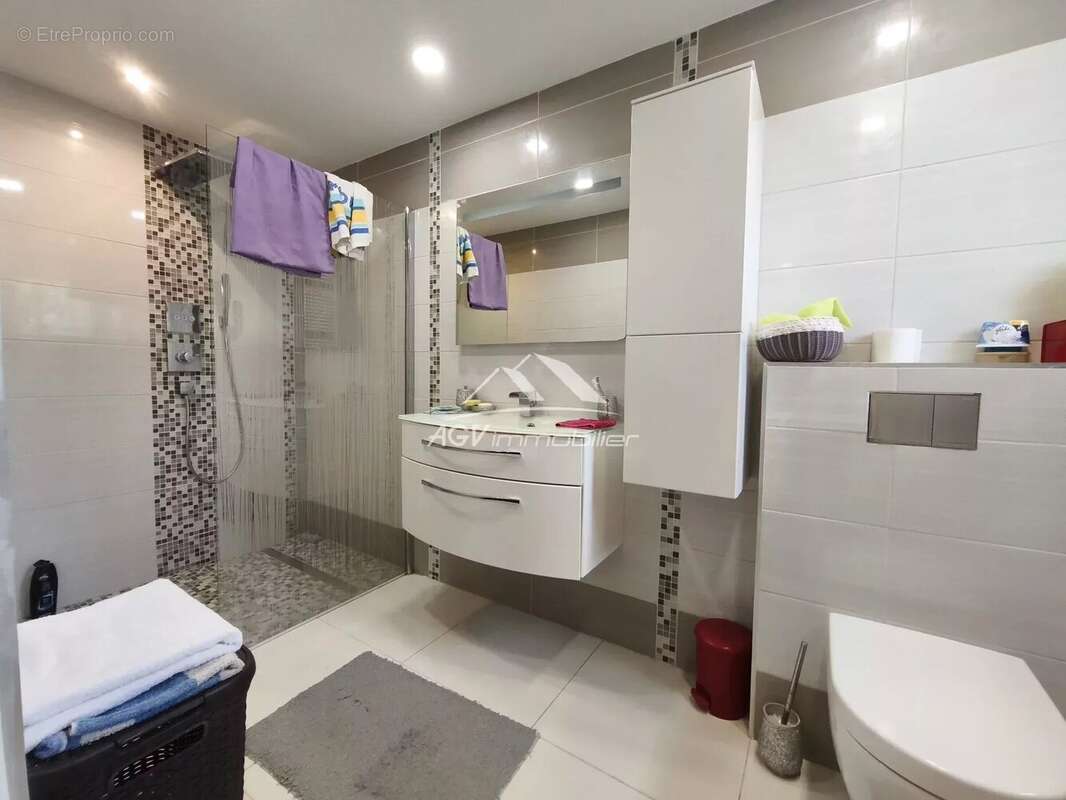 Maison à SAINT-MARTIN-DE-VALGALGUES