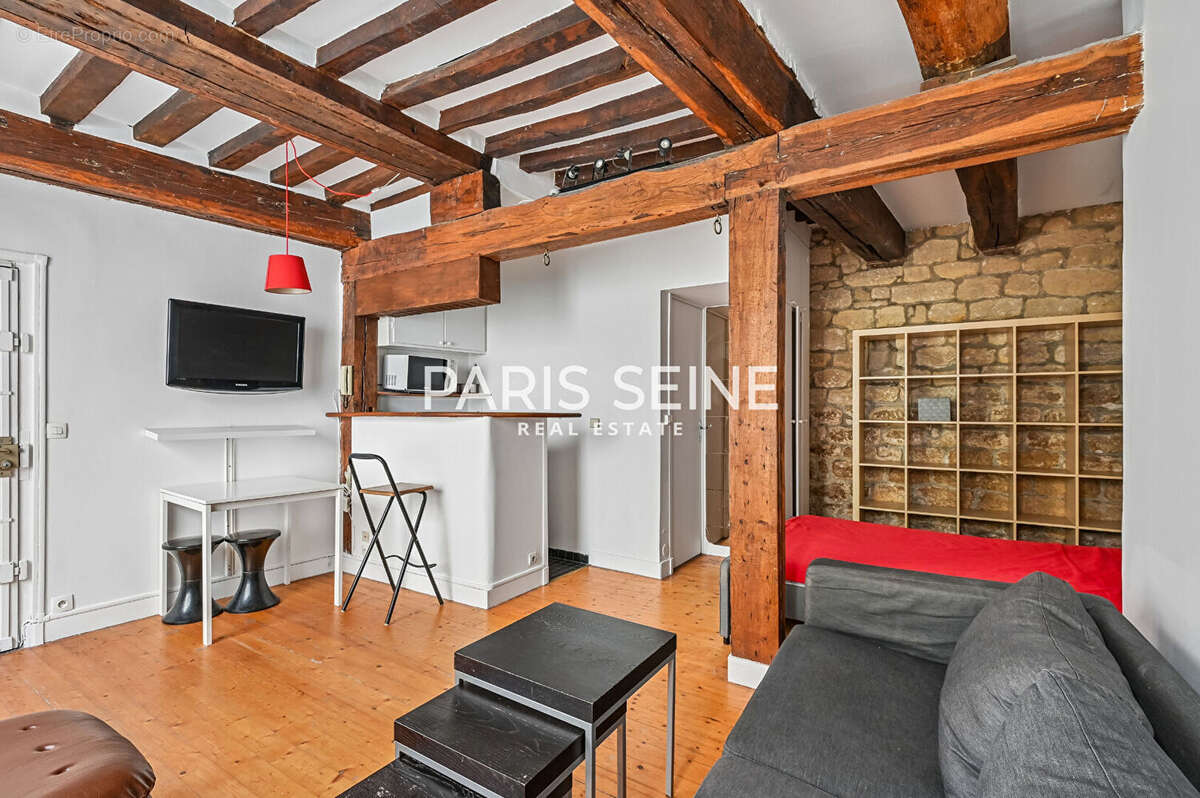 Appartement à PARIS-7E