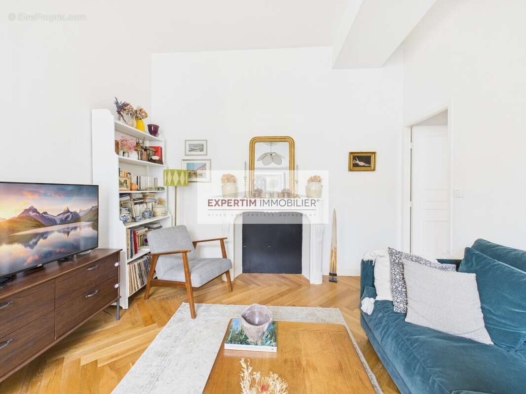 Appartement à VERSAILLES