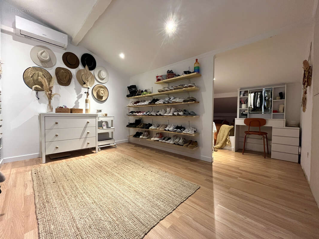 Appartement à BEAUCAIRE