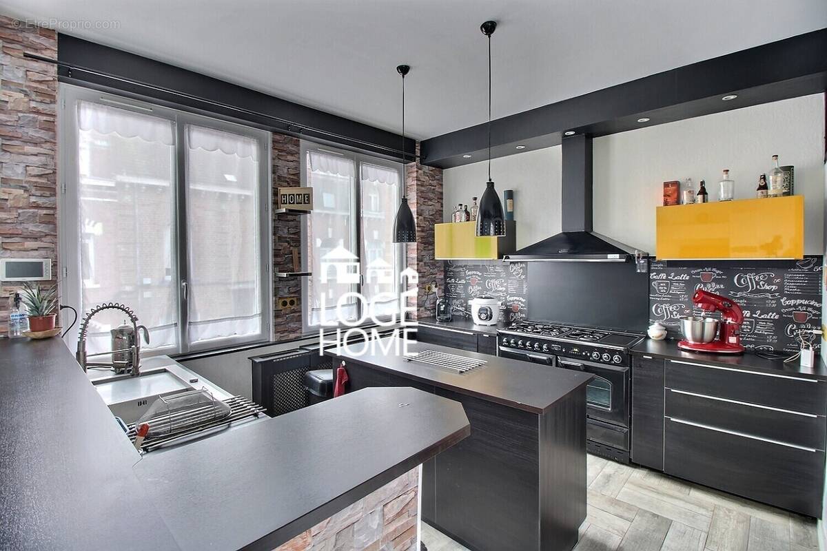 Cuisine équipée - Maison à HENIN-BEAUMONT