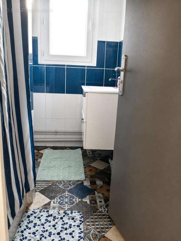 Immeuble de 14 pièces de 350 m² à Beaulieu-sur-Loire - photo 12