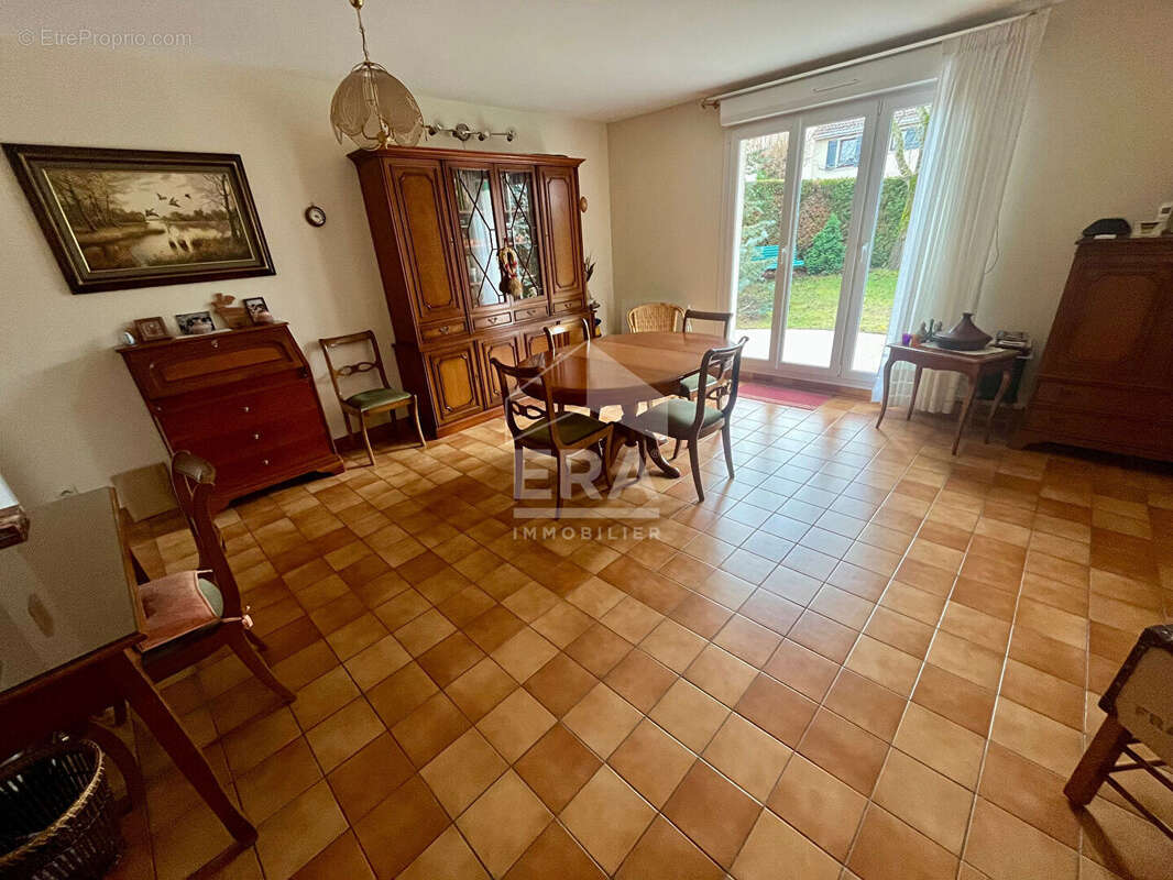 Maison à VILLEPREUX