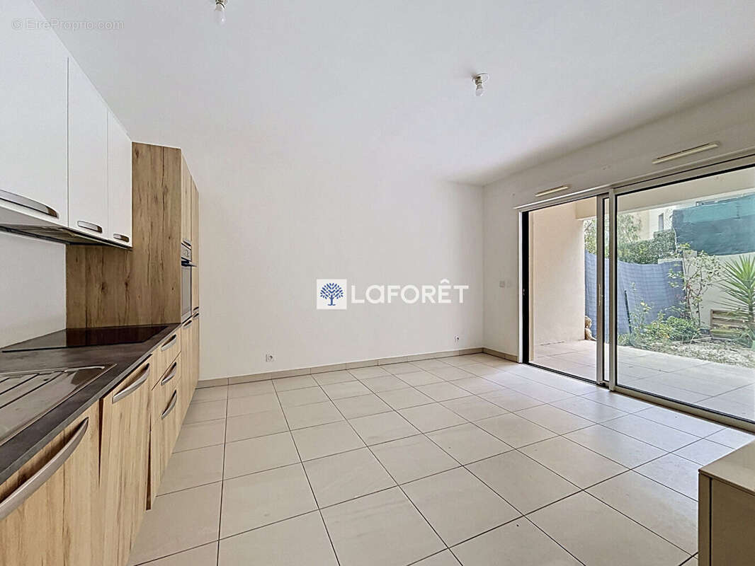 Beausoleil 2 pièces 40.01 m2 - jardin privatif et garage fermé - photo 4