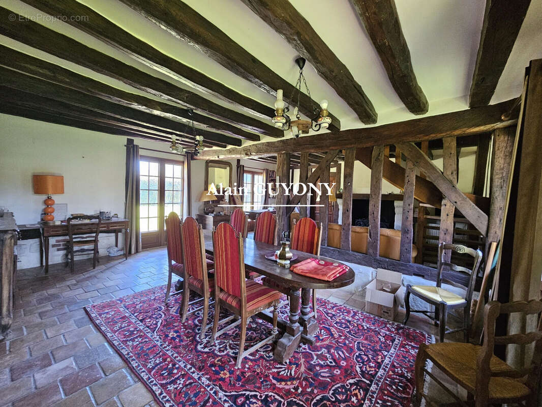 Maison à PONT-L'EVEQUE