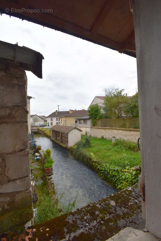 Maison à MAXEY-SUR-VAISE