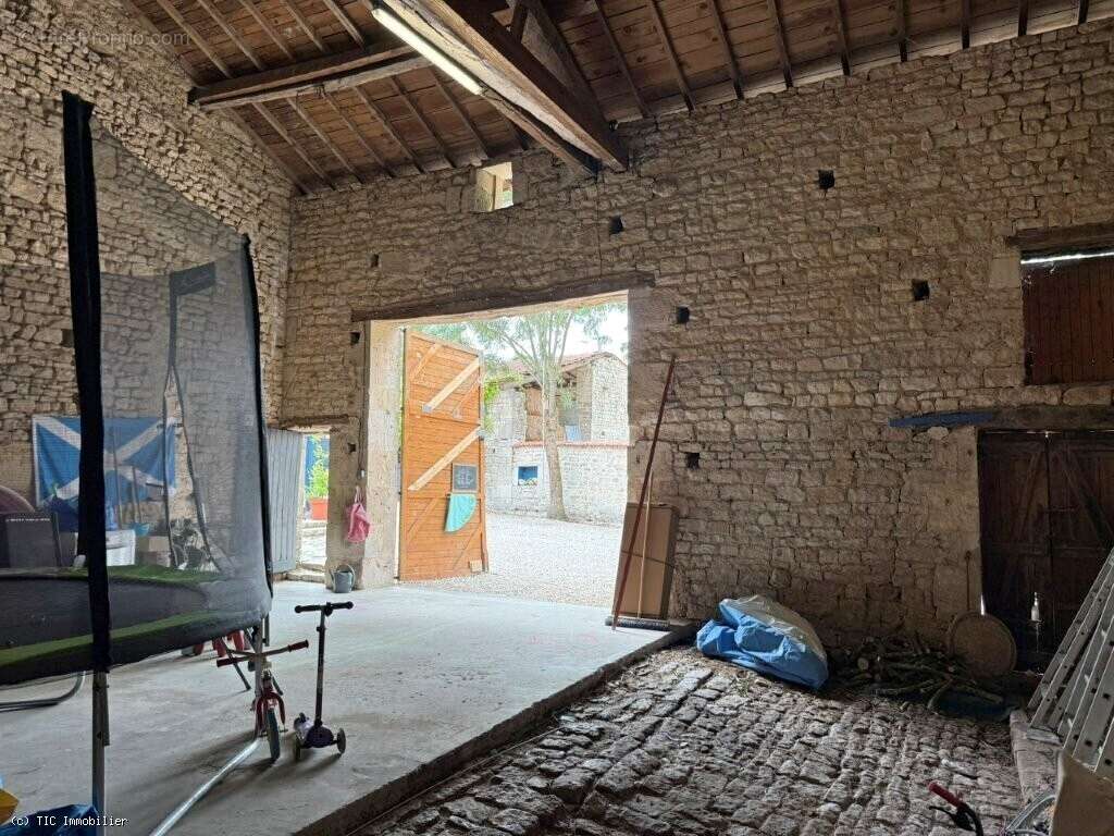 Charmante Maison En Pierres Avec Gîte En Activité, A Proximité De Mansle - photo 35