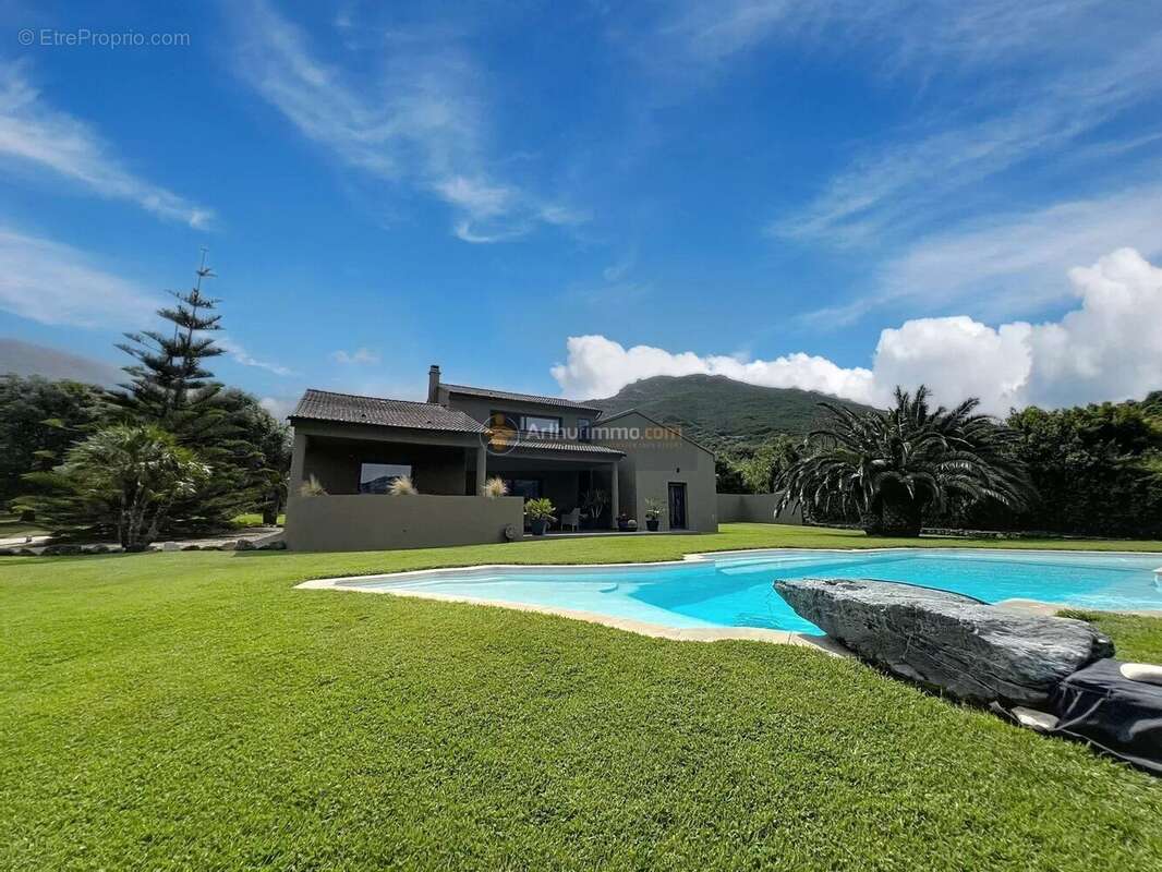 Maison à SAINT-FLORENT